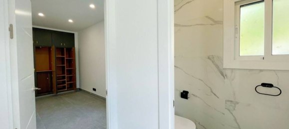 6 bedrooms House in Sant Fost de Campsentelles, Spain No. 71379 23