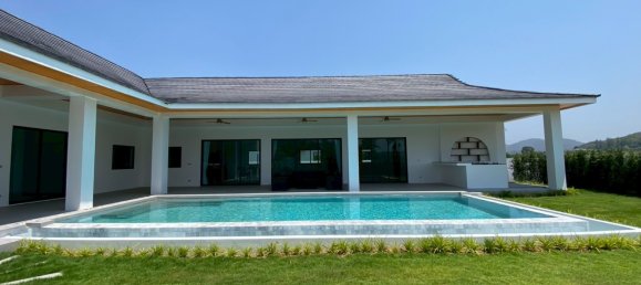4 غرف نوم منزل في Hua Hin, Thailand رقم 58789 4