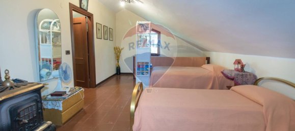 9 rooms House in Sant'Eufemia a Maiella, Italy No. 63615 15