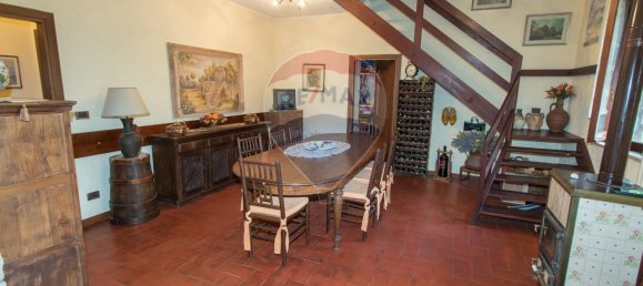 9 rooms House in Sant'Eufemia a Maiella, Italy No. 63615 5