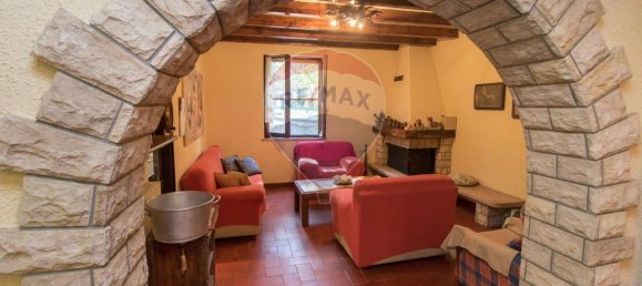 9 rooms House in Sant'Eufemia a Maiella, Italy No. 63615 7