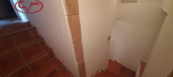 Квартира с 4 комнатами в Монтеварки, Италия № 224632 19