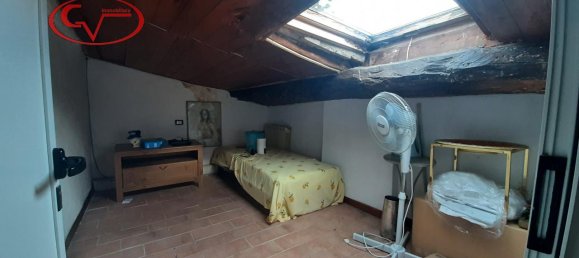 Квартира с 4 комнатами в Монтеварки, Италия № 224632 27