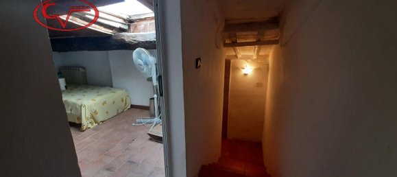 Квартира с 4 комнатами в Монтеварки, Италия № 224632 28