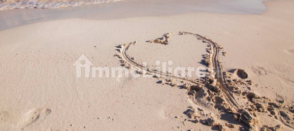 Villa de 4 dormitorios en Quartu Sant'Elena, Italy No. 115226 10