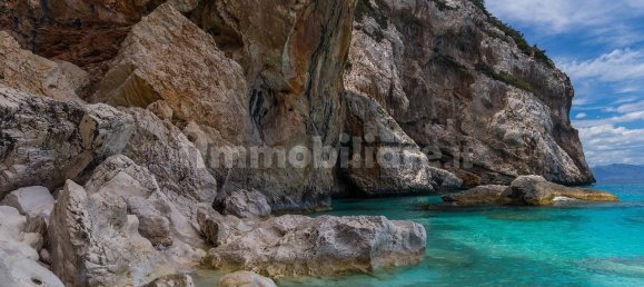 Villa de 4 dormitorios en Quartu Sant'Elena, Italy No. 115226 15