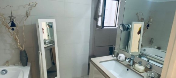 4 bedrooms Apartment in Rome, Italy No. 318813 15