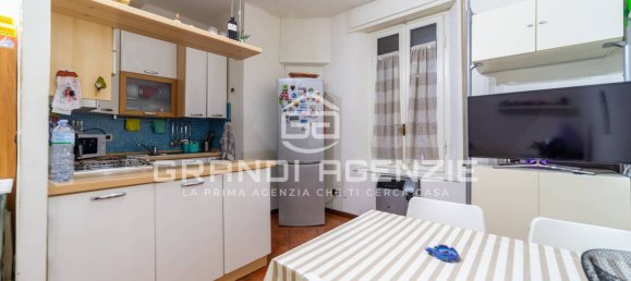 Apartamento de 1 dormitorio en Parma, Italy No. 302398 2