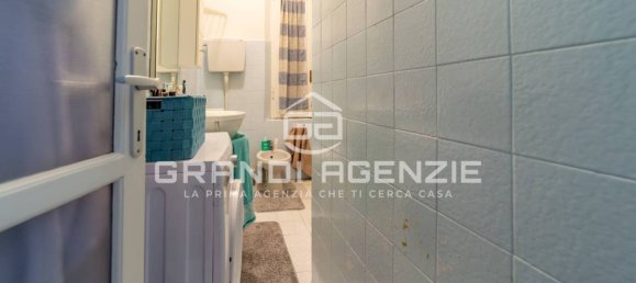 Apartamento de 1 dormitorio en Parma, Italy No. 302398 16