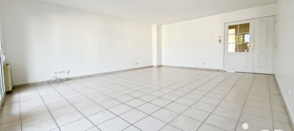 Apartamento de 3 dormitorios en Chelles, France No. 283517 2