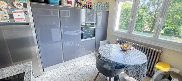 4 bedrooms House in Bonnard, France No. 197667 14