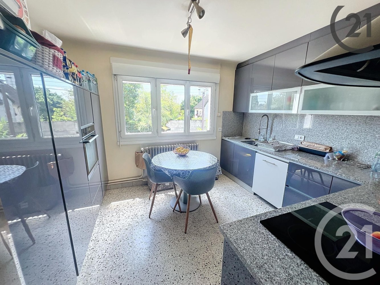 4 bedrooms House in Bonnard, France No. 197667