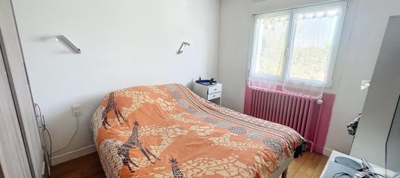 4 bedrooms House in Bonnard, France No. 197667 29