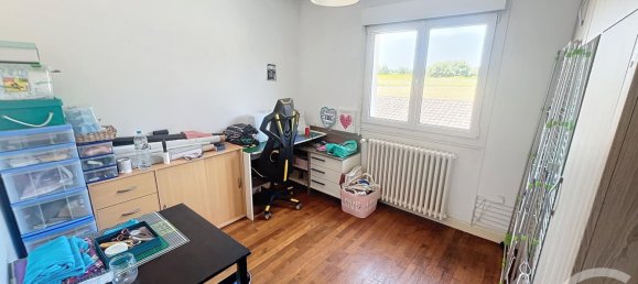 4 bedrooms House in Bonnard, France No. 197667 30