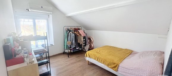 4 bedrooms House in Bonnard, France No. 197667 26