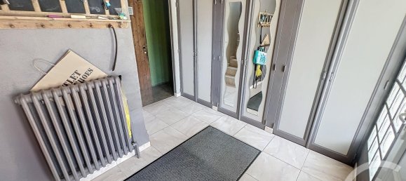 4 bedrooms House in Bonnard, France No. 197667 6