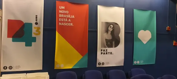 Propriété commerciale à Porto, Portugal 1000m² No. 60088 9