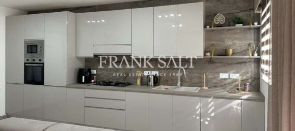 Apartamento de 2 dormitorios en San Gwann, Malta No. 11333 2
