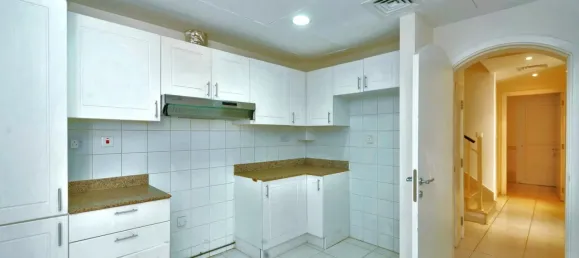 Вилла с 3 спальнями в The Springs, Дубай, ОАЭ № 106003 4