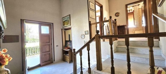 7 rooms Villa in Montignoso, Italy No. 48873 12