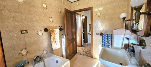 7 rooms Villa in Montignoso, Italy No. 48873 14