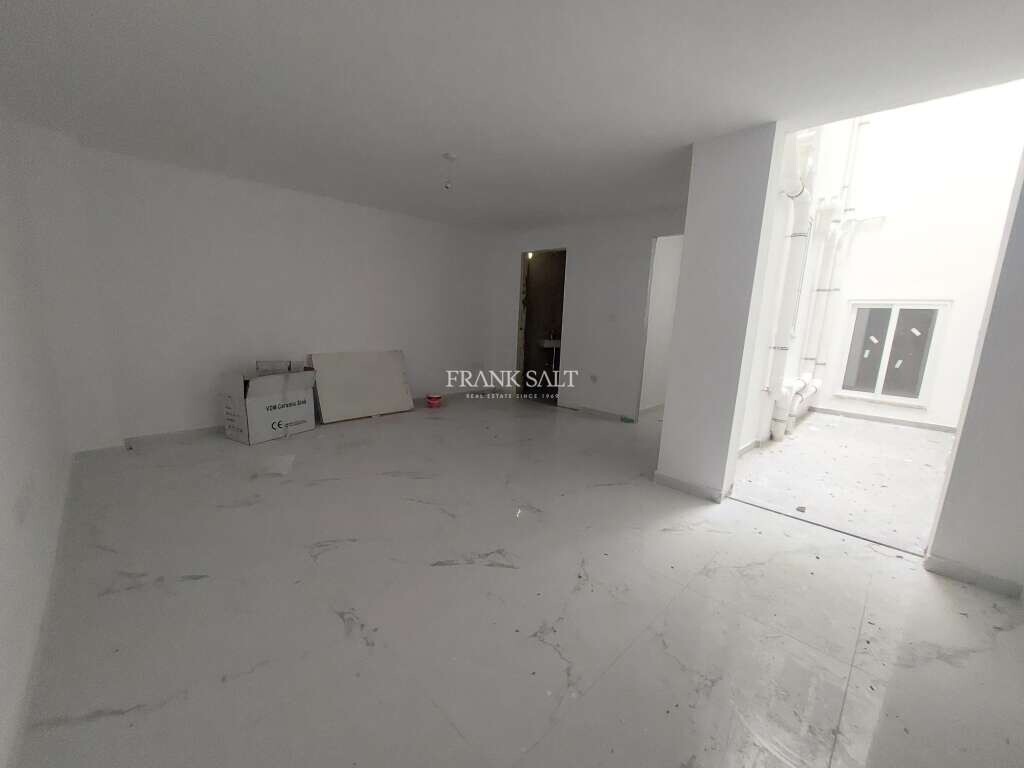 Duplex independente T3 em Attard, Malta N.º 2362
