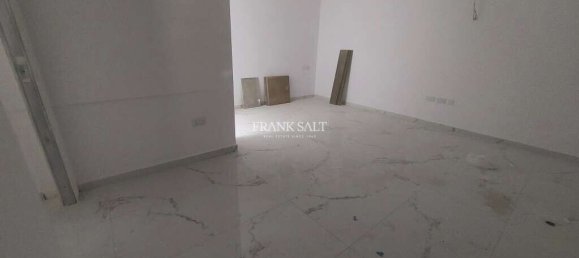 Duplex independente T3 em Attard, Malta N.º 2362 2