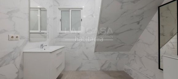 4 bedrooms Apartment in Madrid, Spain No. 167665 17