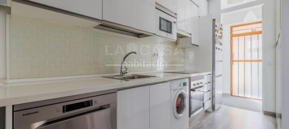 4 bedrooms Apartment in Madrid, Spain No. 167665 7