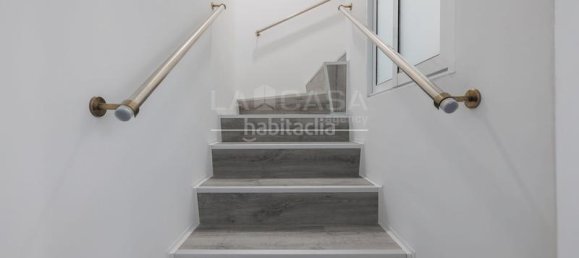 4 bedrooms Apartment in Madrid, Spain No. 167665 12