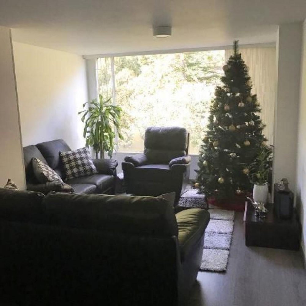 2 bedrooms House in Bogota, Colombia No. 12992