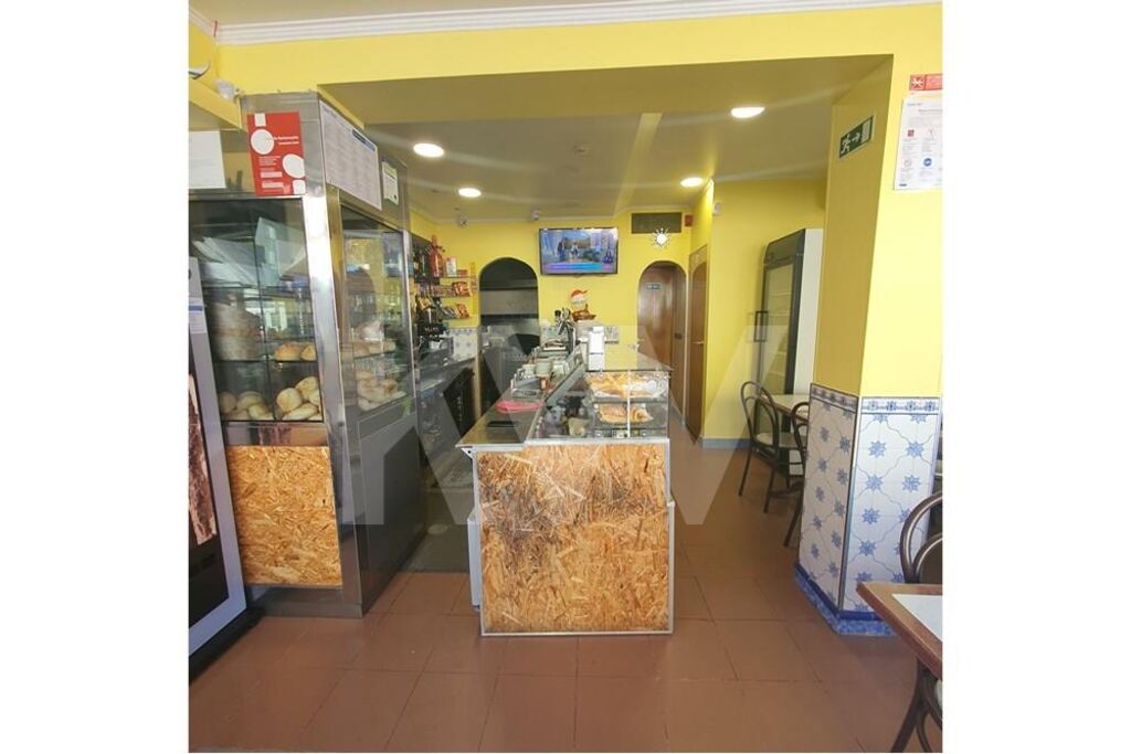  عقار تجاري في Amadora, Portugal 37متر مربع رقم 93077