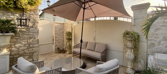 3 bedrooms Castles in Monflanquin, France No. 335723 8