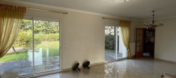 4 chambres Maison à Magny-les-Hameaux, France No. 173760 10