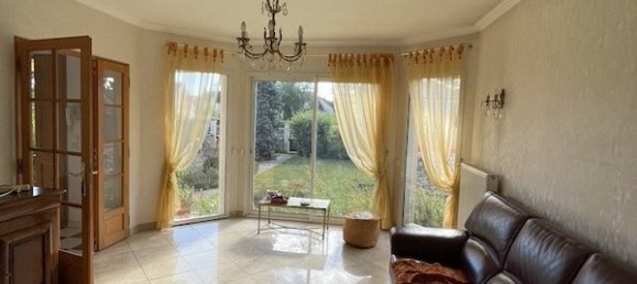 4 chambres Maison à Magny-les-Hameaux, France No. 173760 8