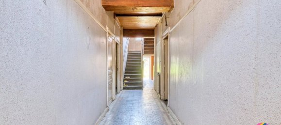 1 bedroom Apartment in Anse, France No. 341417 5