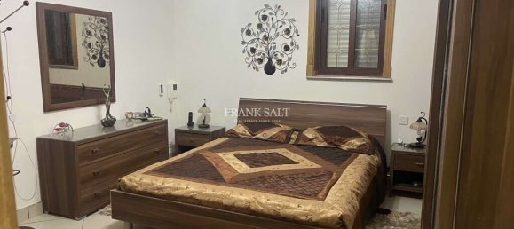 2 Schlafzimmer Maisonette-Wohnung in Birzebbuga, Malta, Nr. 8135 6