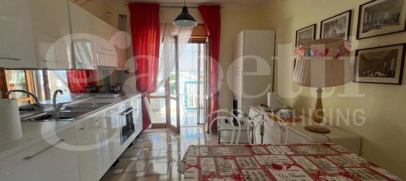 6 rooms Villa in Scalea, Italy No. 72899 5