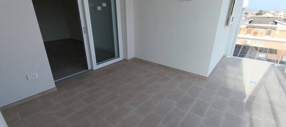 3-Zimmer Penthouse in Tortoreto, Italy, Nr. 31063 13