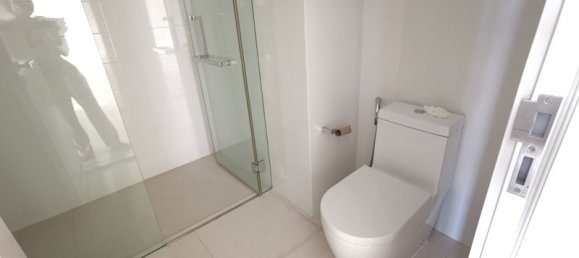 2 bedrooms Condo in Bangkok, Thailand No. 7037 4