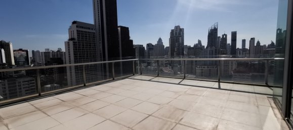 2 bedrooms Condo in Bangkok, Thailand No. 7037 16