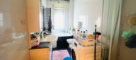 3 bedrooms Apartment in Naples, Italy No. 211988 10