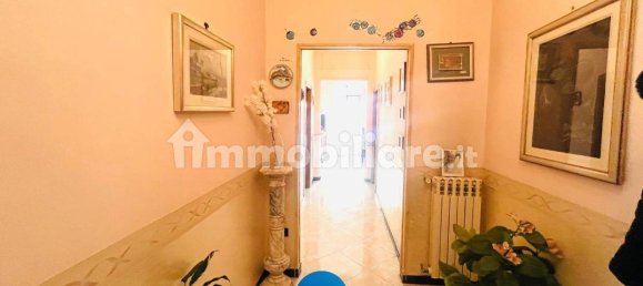 3 bedrooms Apartment in Naples, Italy No. 211988 6