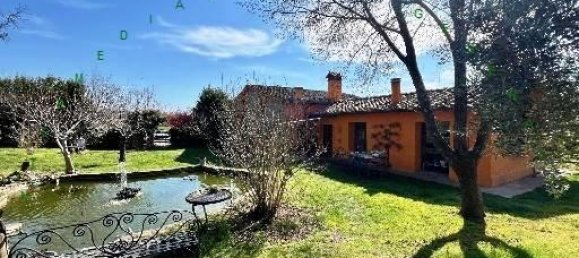 9 rooms House in Scarperia e San Piero, Italy No. 65042 6