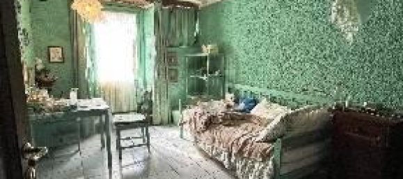 9 rooms House in Scarperia e San Piero, Italy No. 65042 19