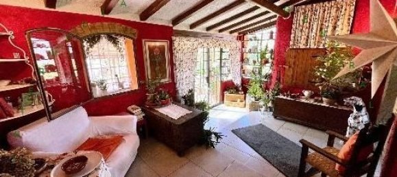 9 rooms House in Scarperia e San Piero, Italy No. 65042 4