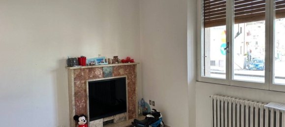 3 Schlafzimmer Villa in Torre de' Passeri, Italy, Nr. 302400 6