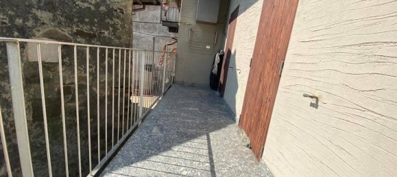 4 rooms House in Olginate, Italy No. 107344 8