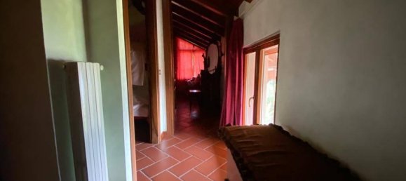 4 rooms House in Olginate, Italy No. 107344 16
