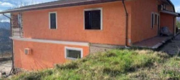 5 rooms Apartment in Subiaco, Italy No. 190463 3